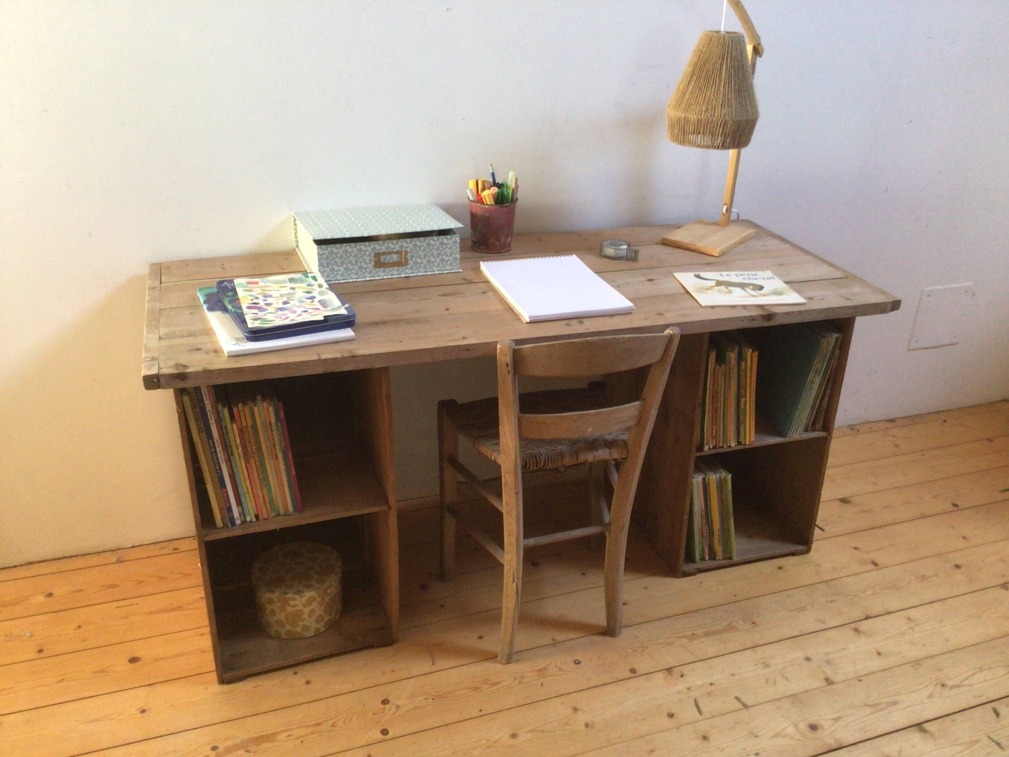 Bureau enfant ancien