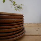 Lot 10 dessert plates in sandstone