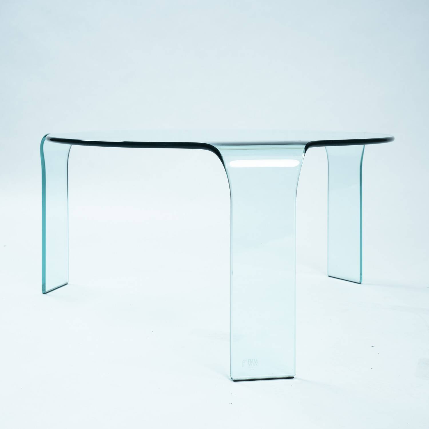 Fiam glass round coffee or sidetable, Italy, 1980s
