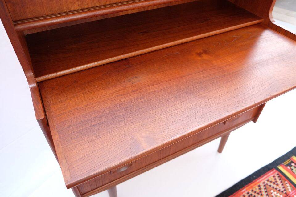 Vintage Danish secretary from the 1960s/70s, in teak, mid-century style.