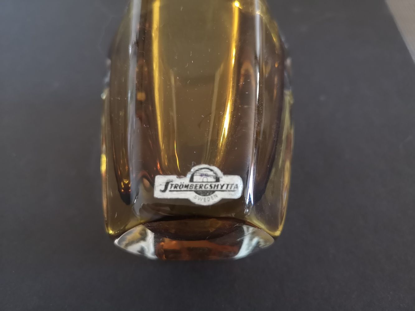 Swedish crystal vase Stömbergshyttan 1950s