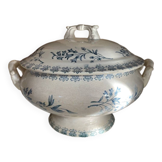 Grigny iron earth tureen