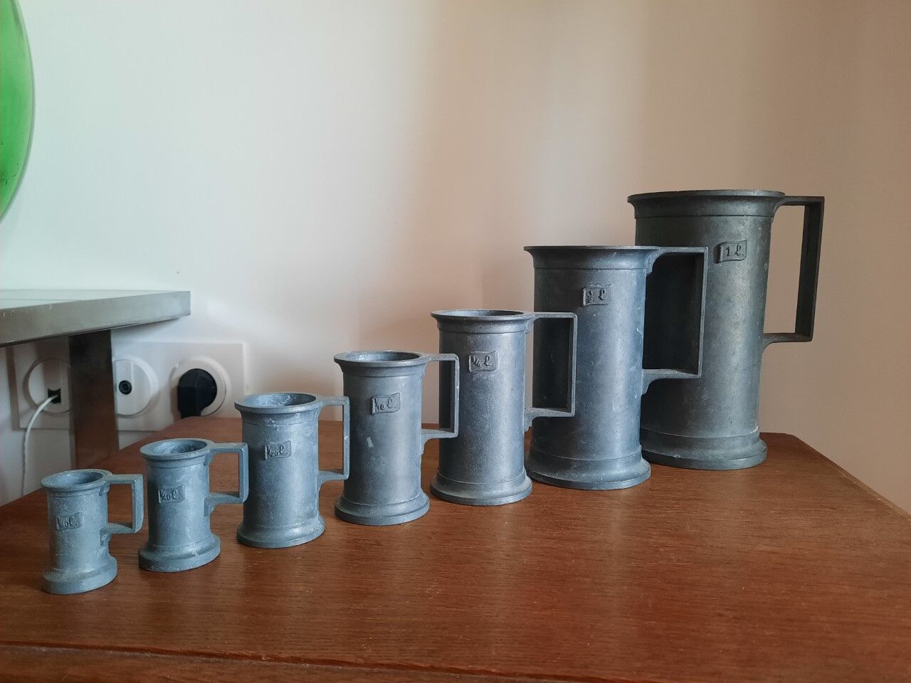 Series of tin measurements