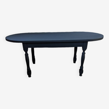 Oval table