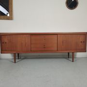 Enfilade en teck HW Klein pour Bramin made in Denmark 1960s