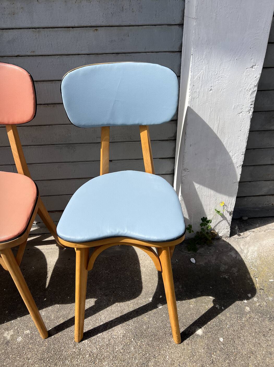 Suite 5 chaises bistrot chêne claire vernis (baumann) pied compas