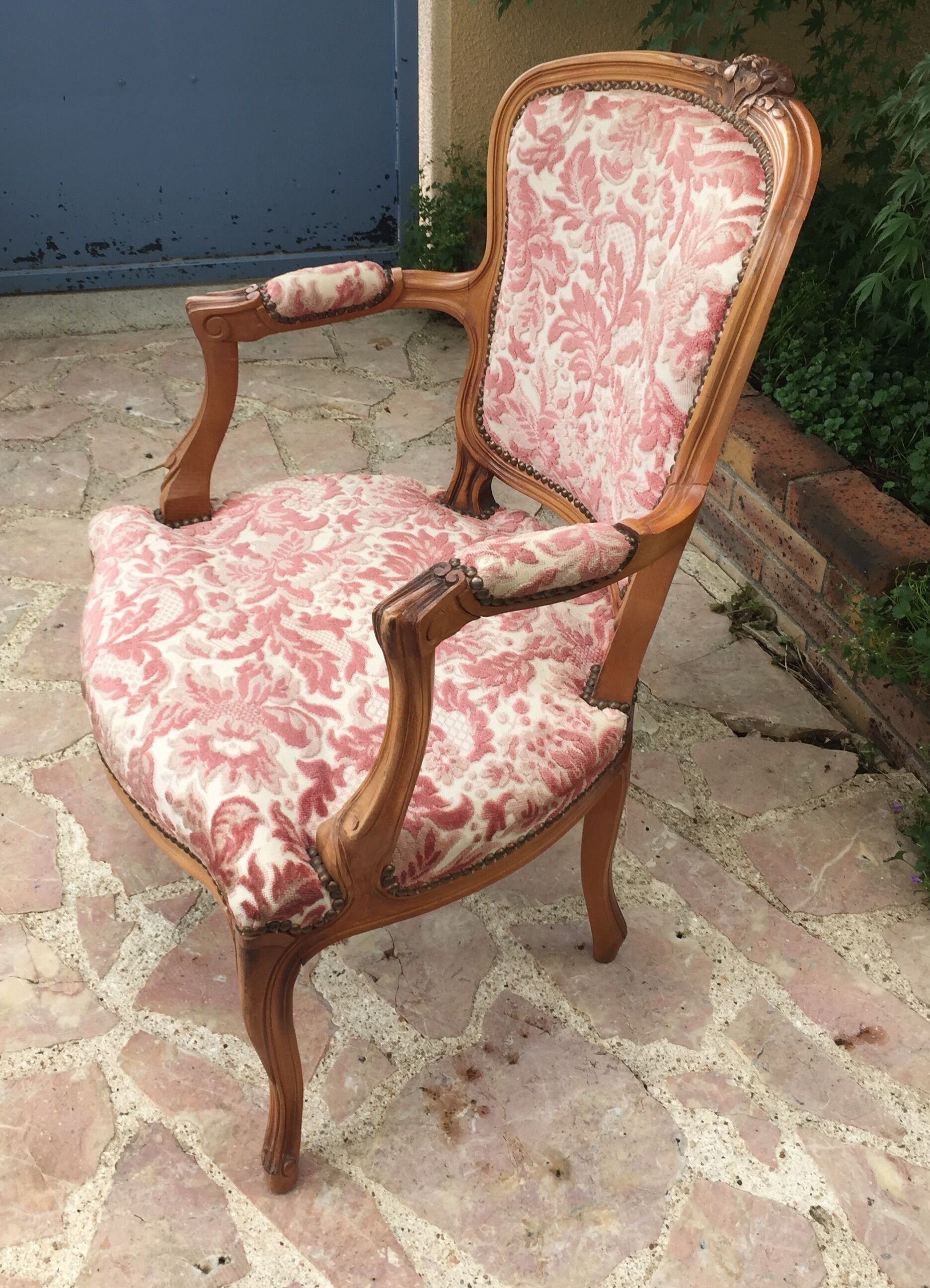 Fauteuil ancien Louis XV