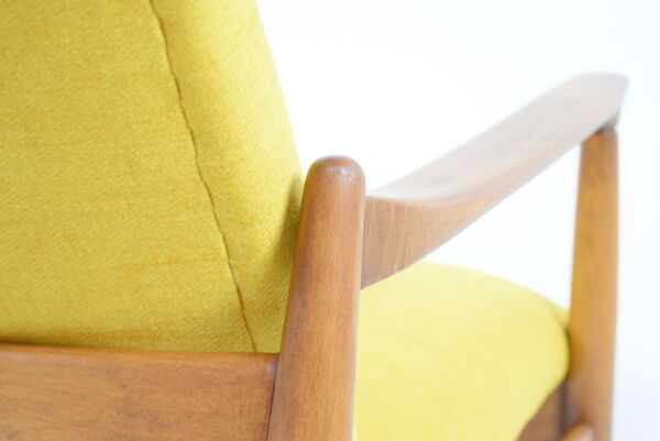 Fauteuil vintage design E.Homa, années 1960, entièrement restauré, tissu jaune