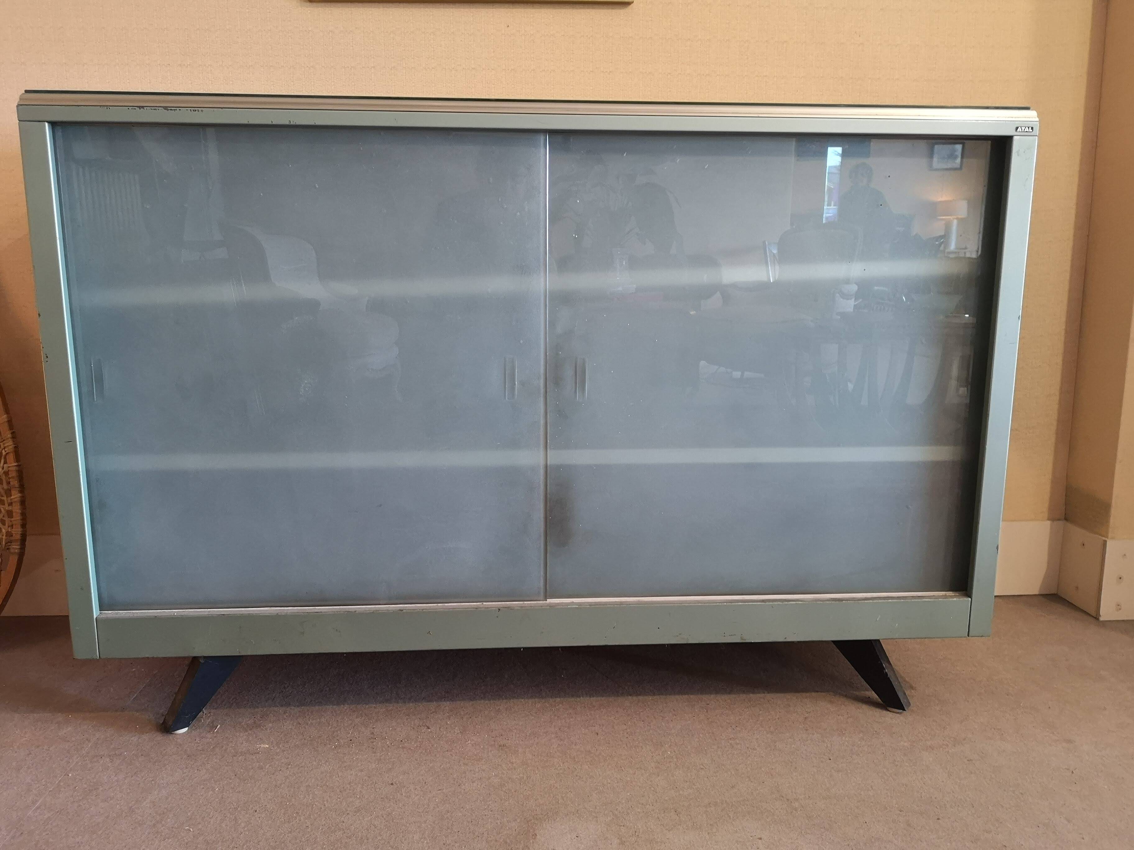 Buffet d'atelier vintage
