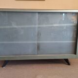 Vintage workshop buffet