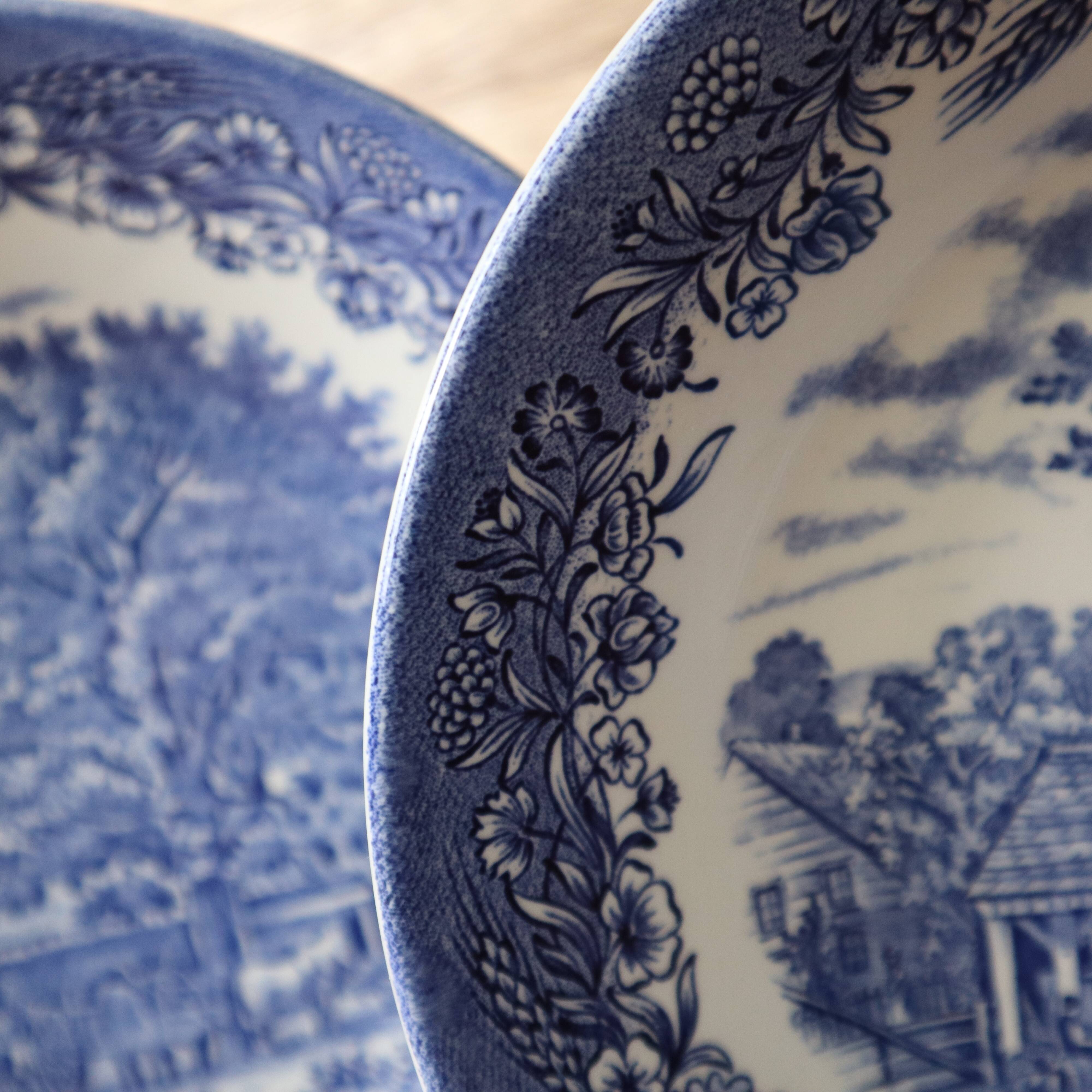 2 Churchill English soup plates