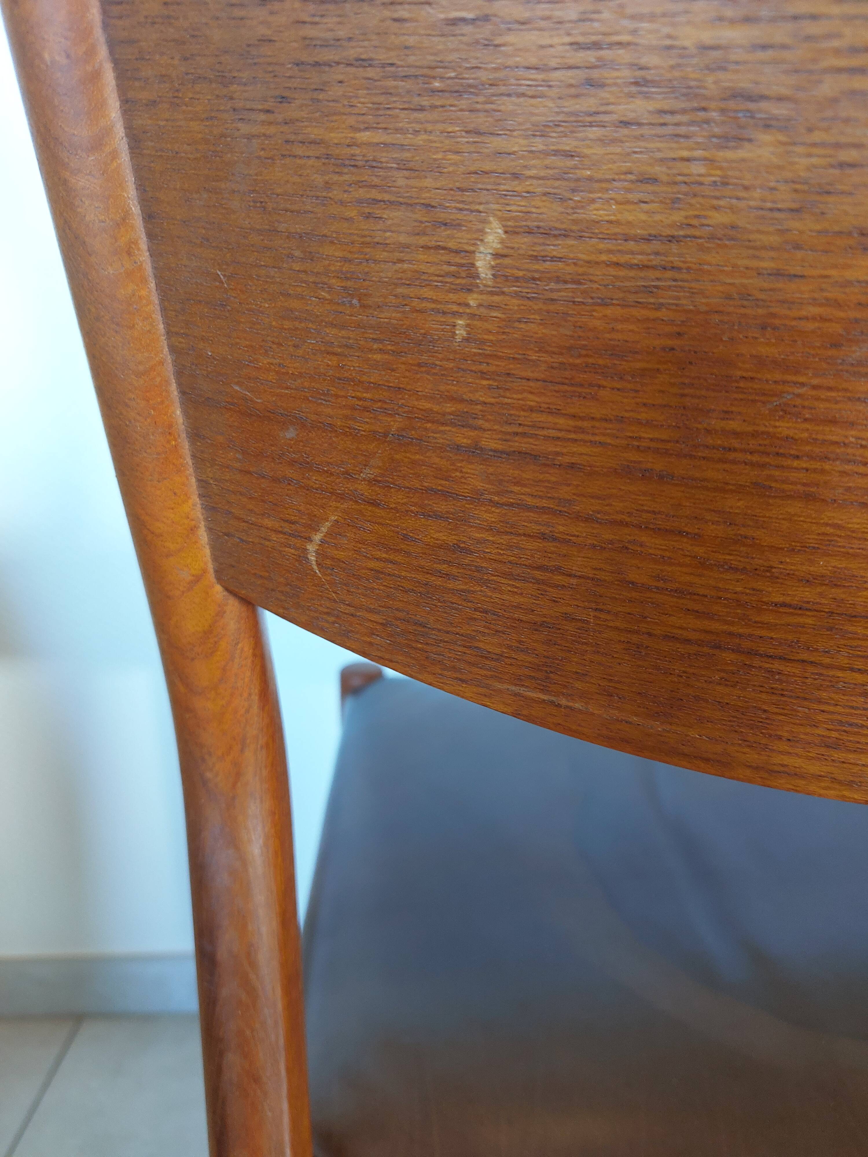 2 Fristho Franeker chairs, Scandinavian, teak and leather.