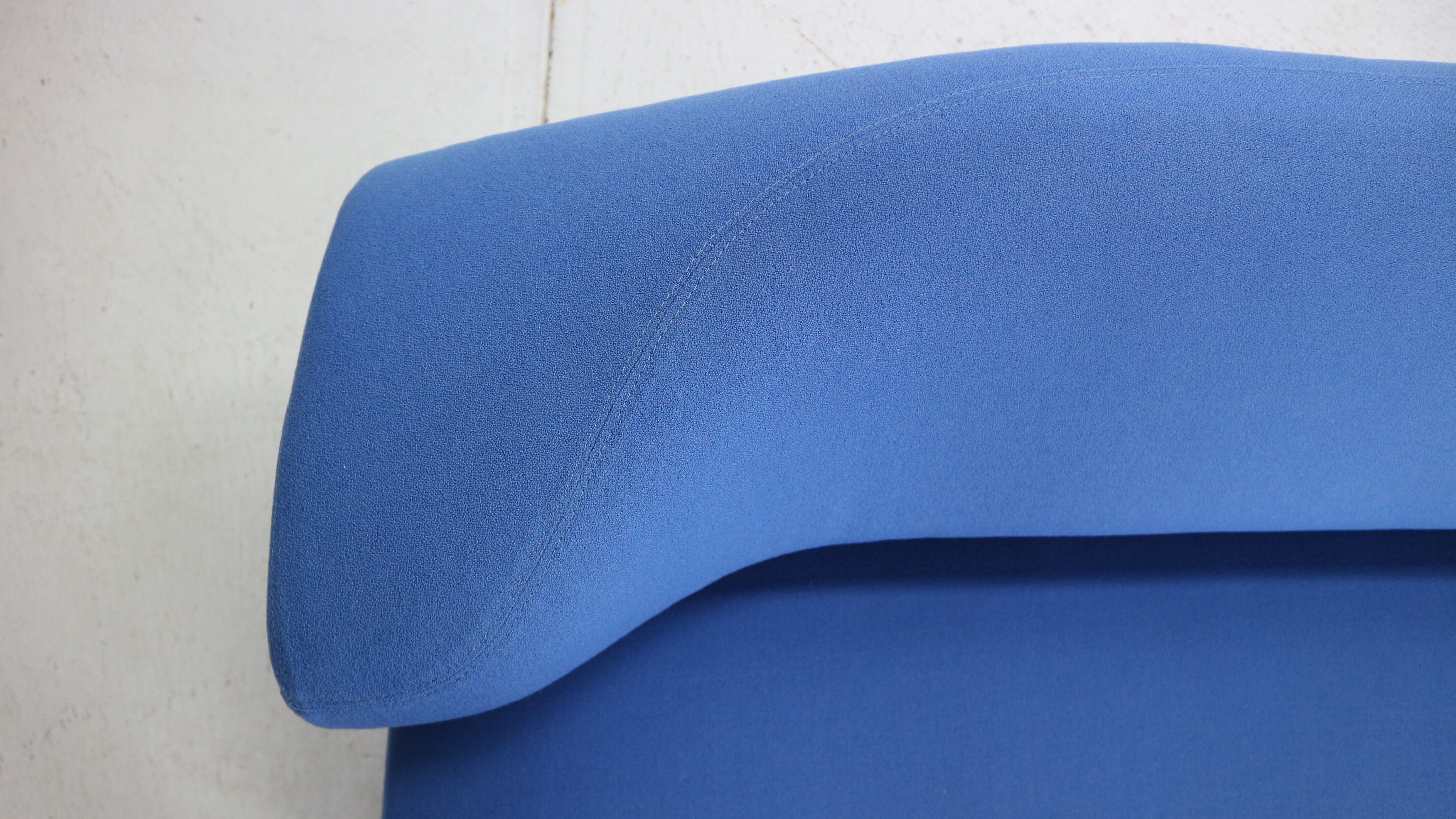 Michiel Van Der Kley C-725 Bird sofa for Artifort