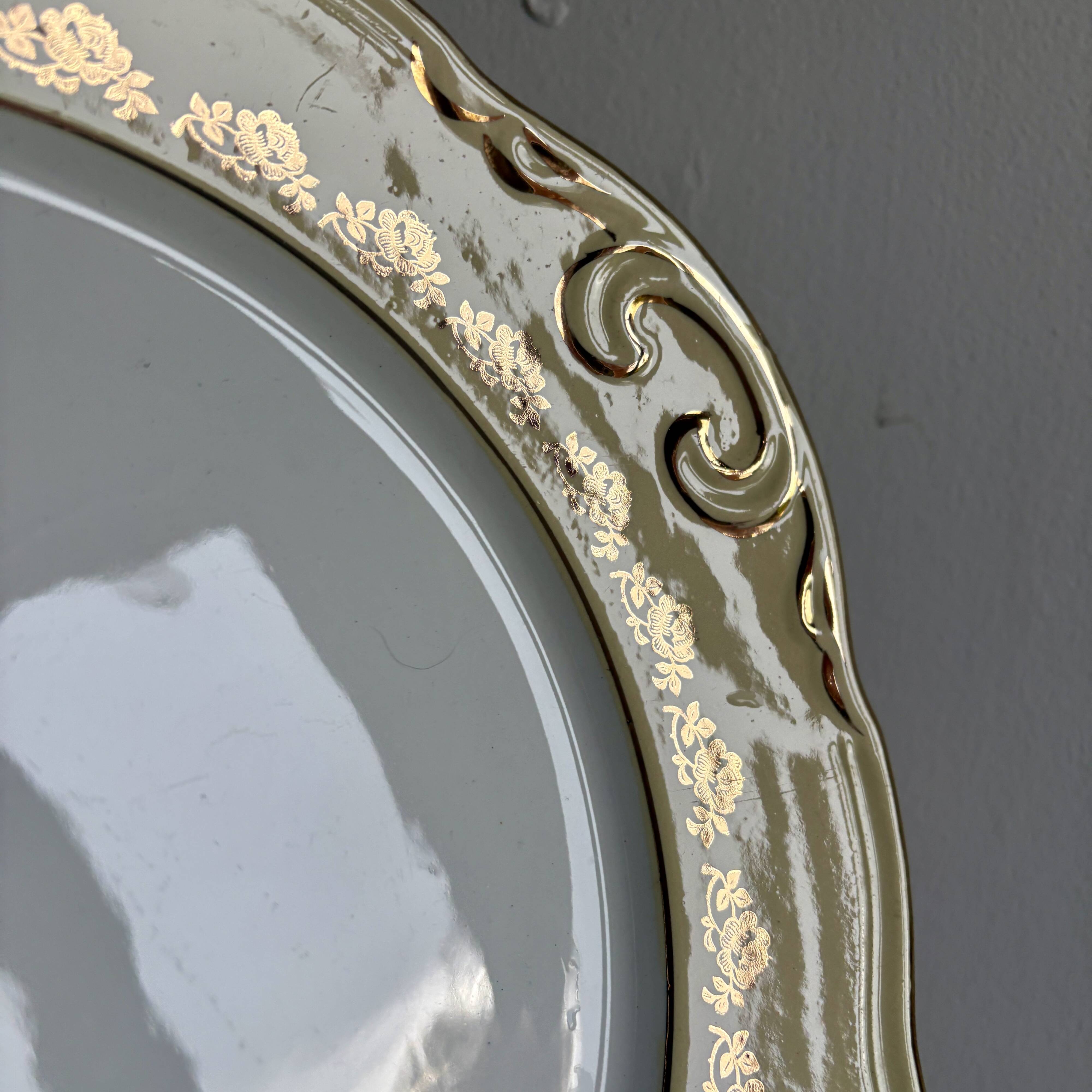 Vintage cake service l'Amandinoise in yellow and gold