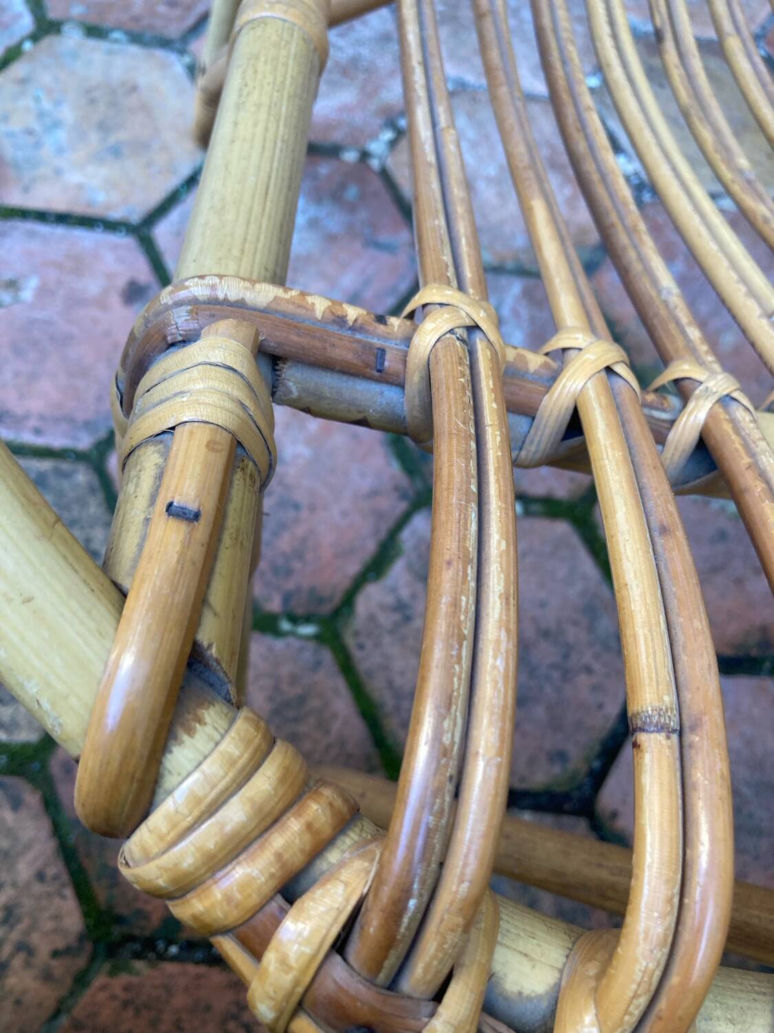 Vintage rattan lounge