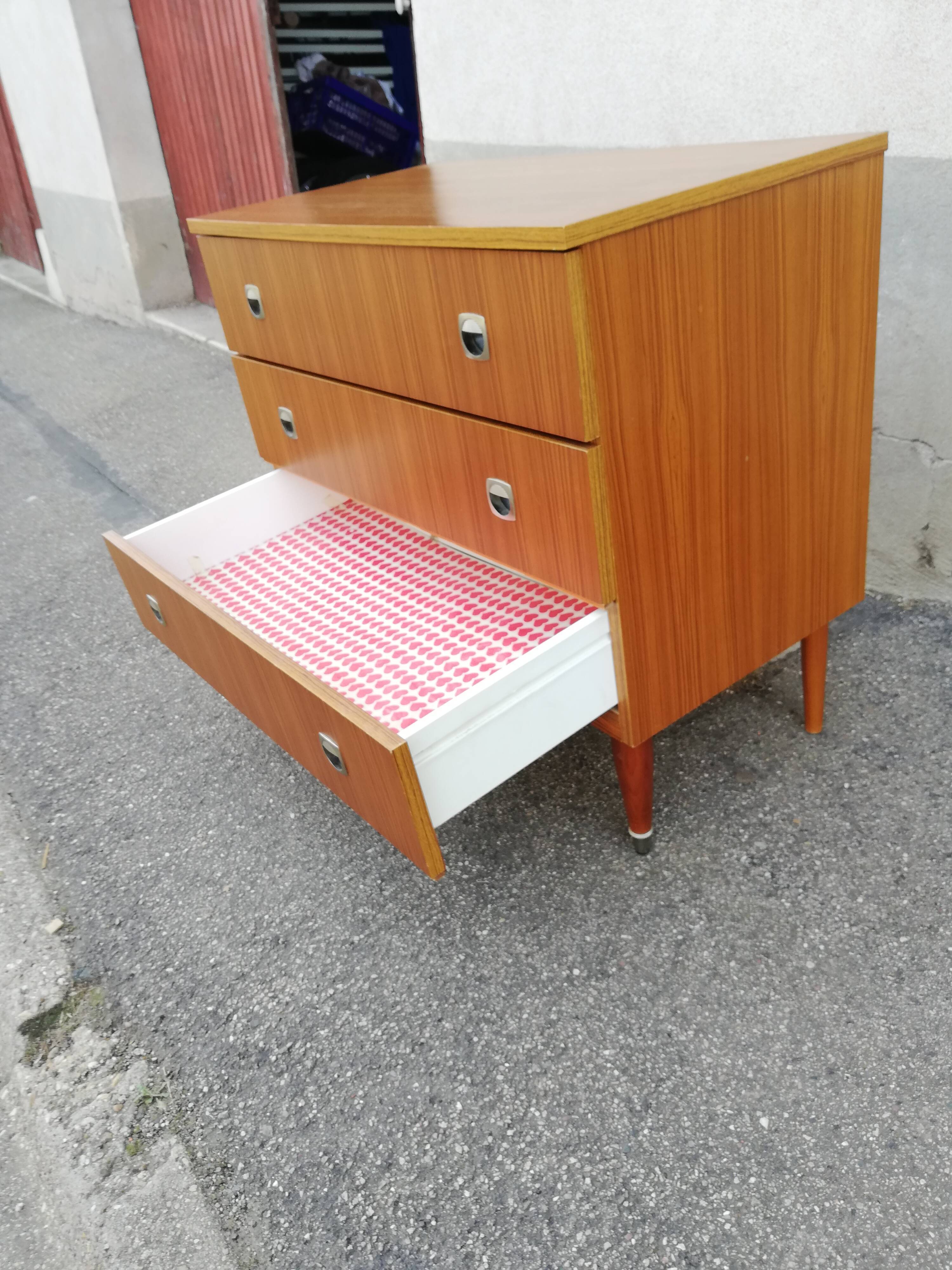 Vintage chest of drawers 3 drawers