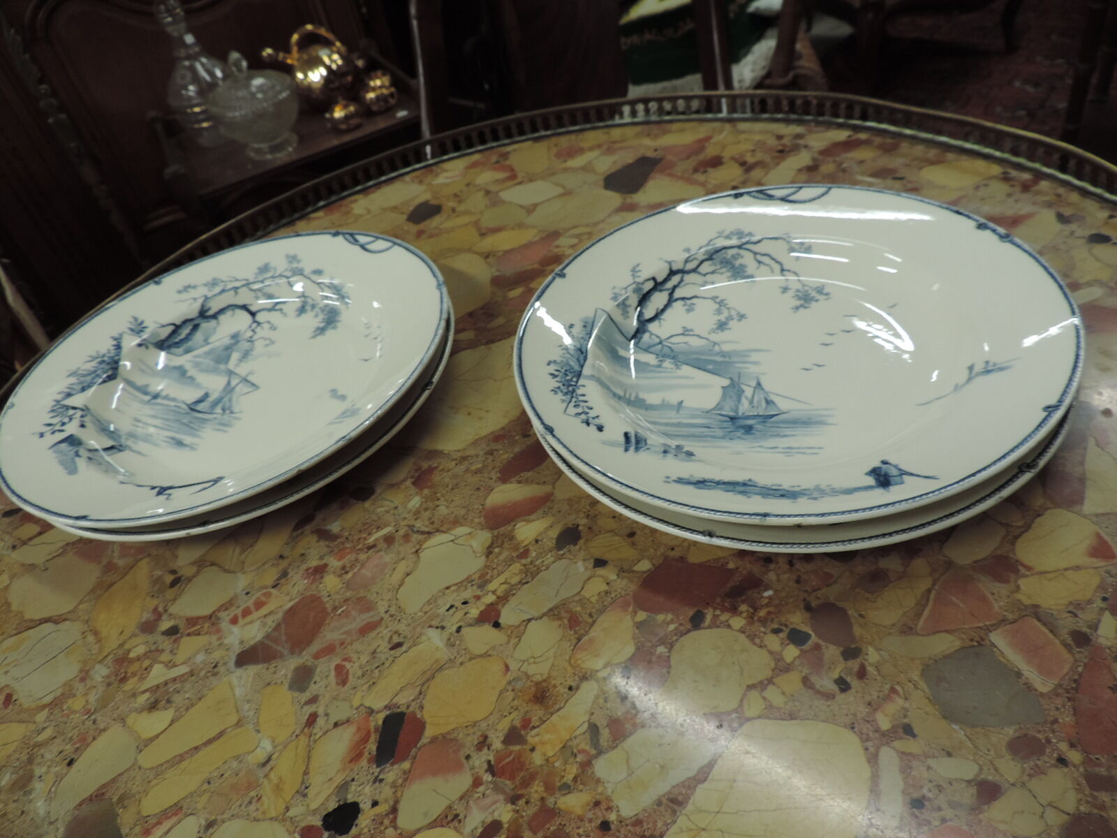 Set of four plates, Gien, fin XIxème