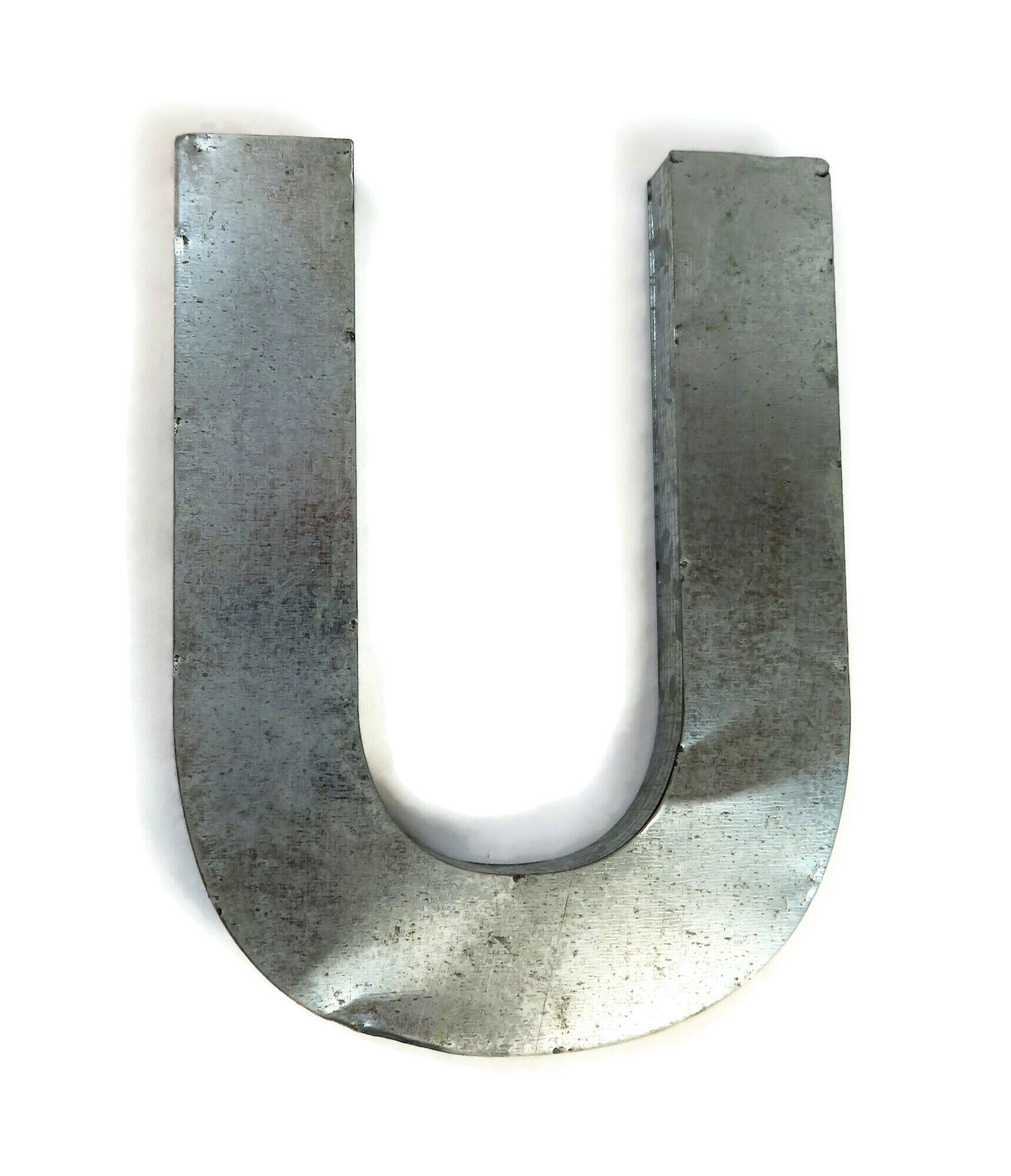 Lettres en zinc galvanisé vintage 20 cm : AMOUR A poser ou fixer au mur