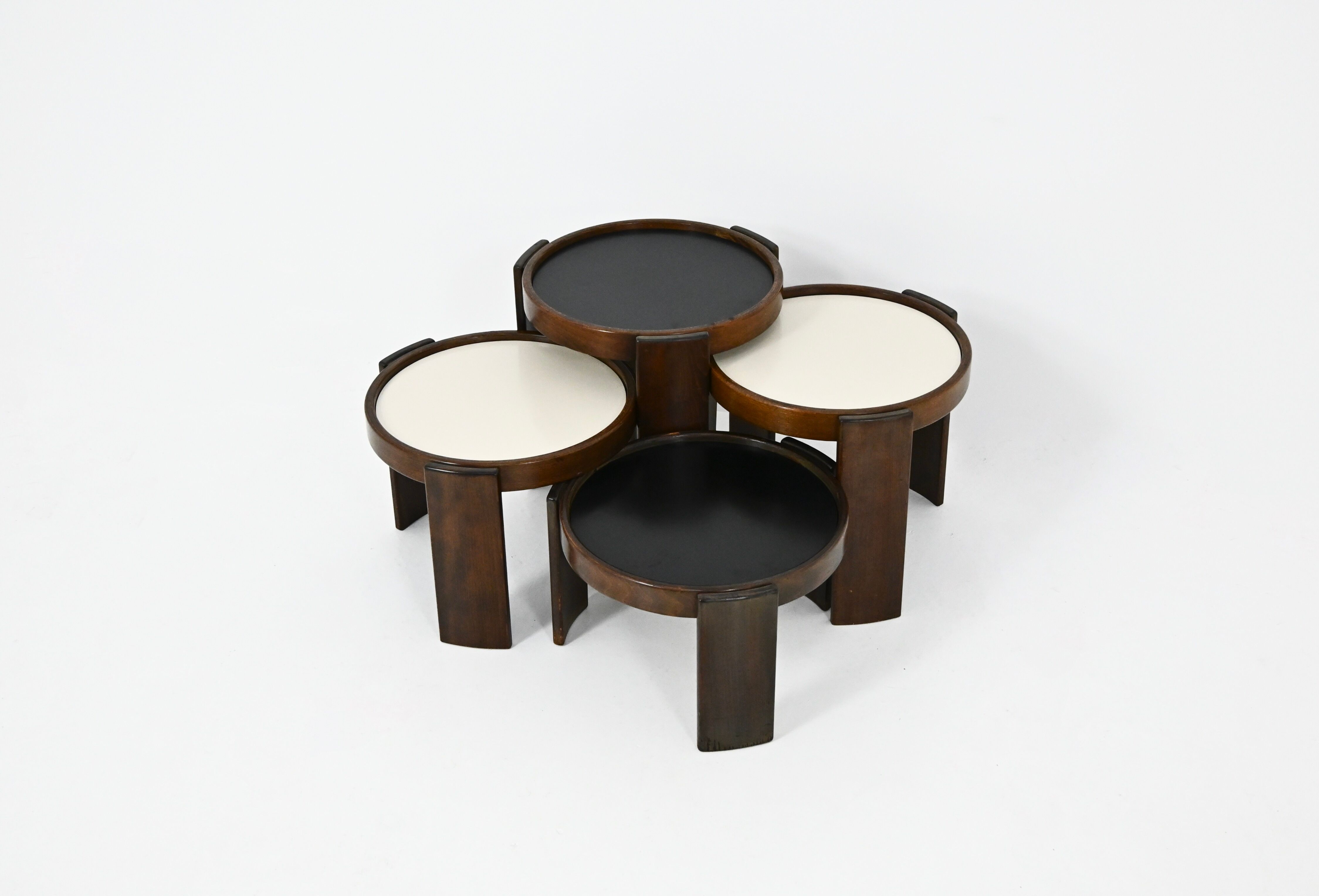 Nest tables model 780, by Gianfranco Frattini for Cassina, 1960s