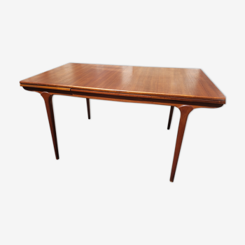 Scandinavian teak table expandable