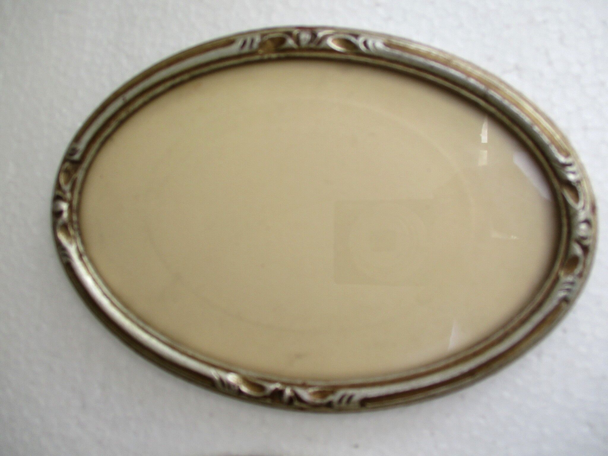 Pair of old oval art deco frames