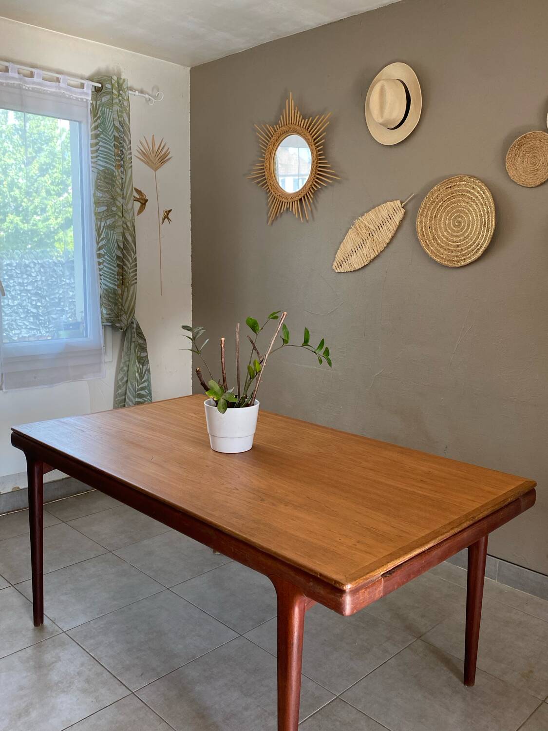 Vintage extendable teak table