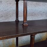 Six-tiered column shelf
