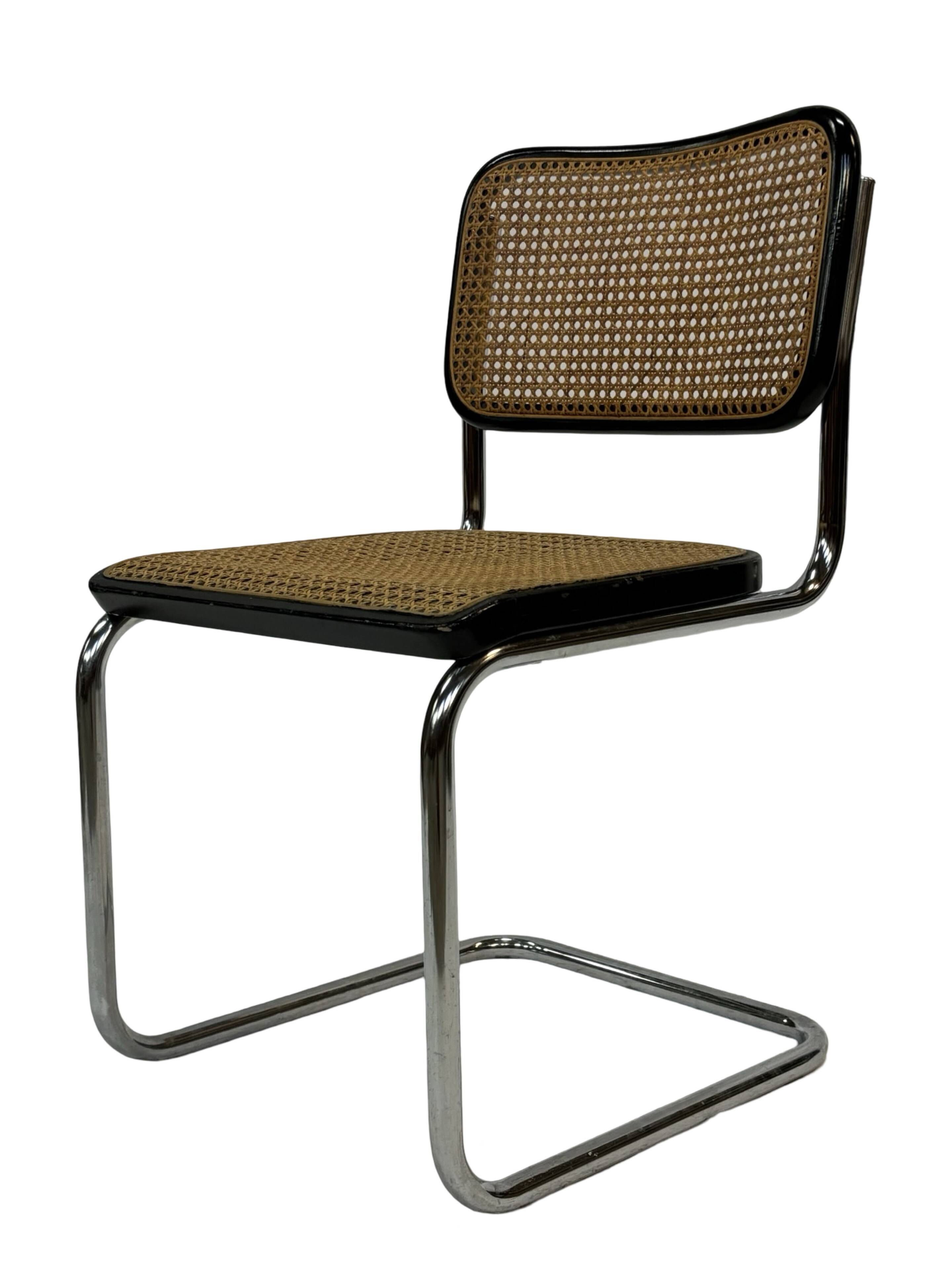 Cesca chair b32 model in chrome and black