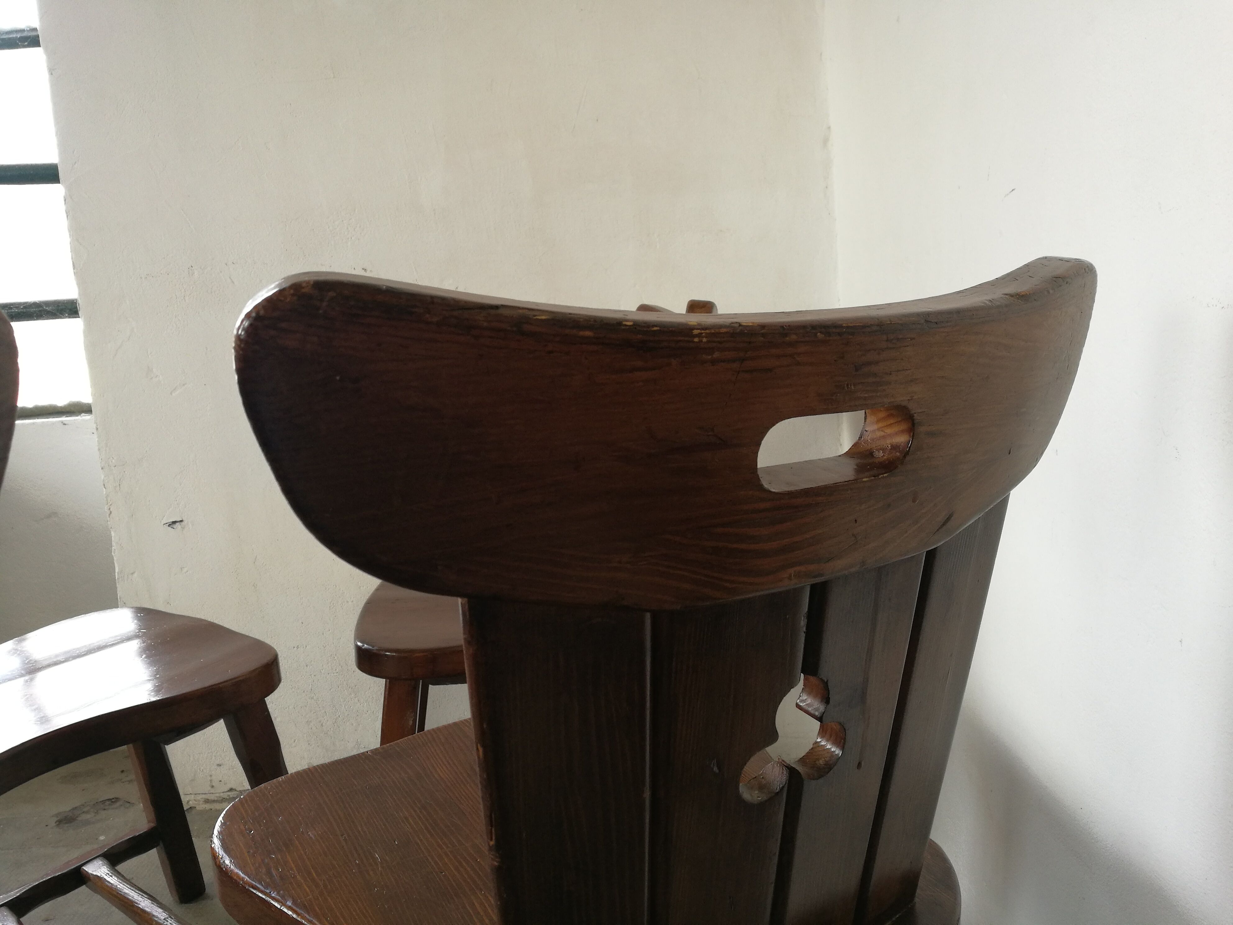 Mountain-spirit pine chairs, farmhouse