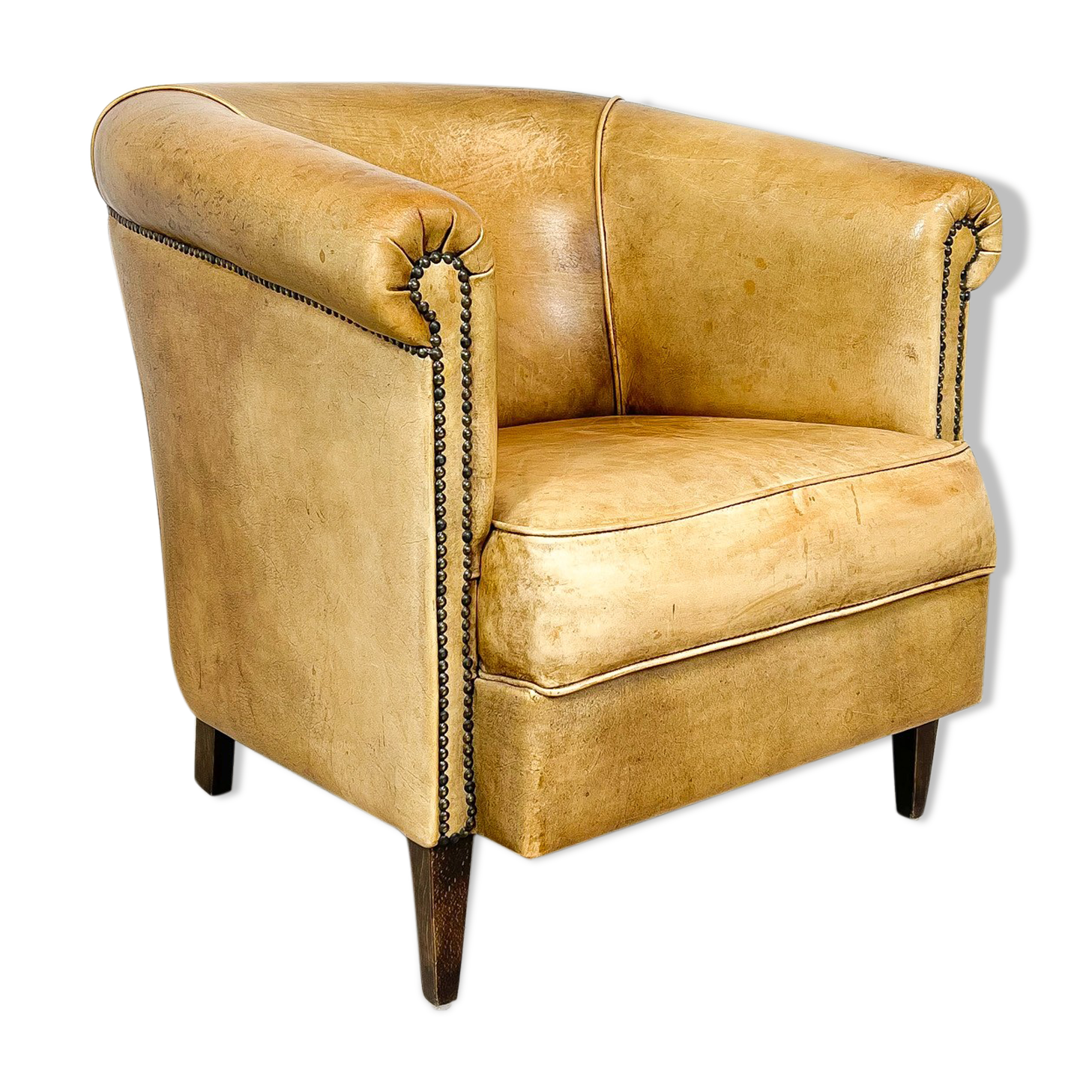 Sheep leather tub club chair