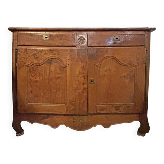 Very nice patina buffet from the 19th century.