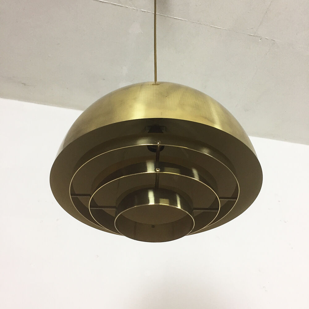 Modern 70s brass hanging light lampe suspendue laiton made by Vereinigte Werkstätten Collection München, Germany
