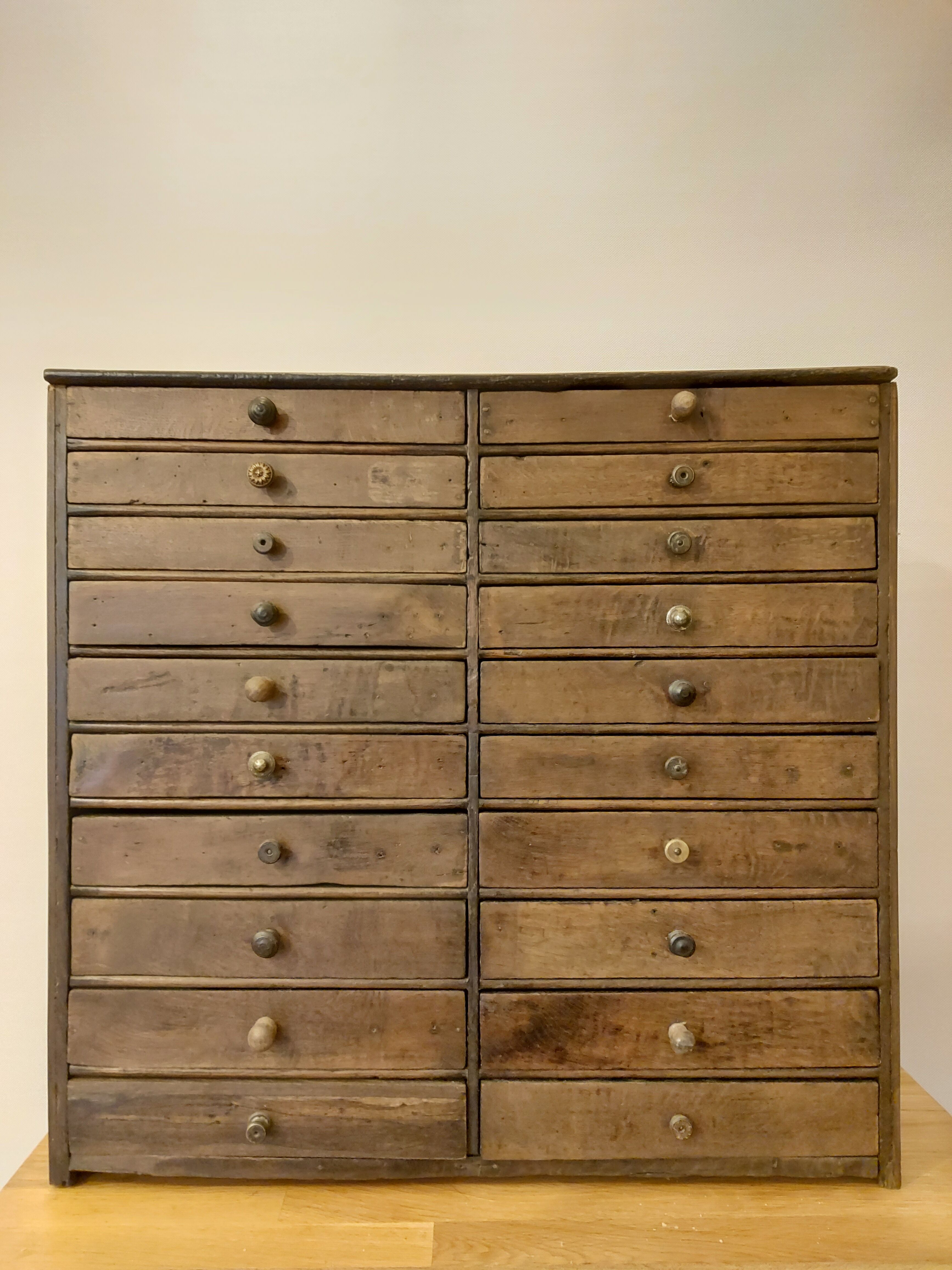 20-drawer cabinet