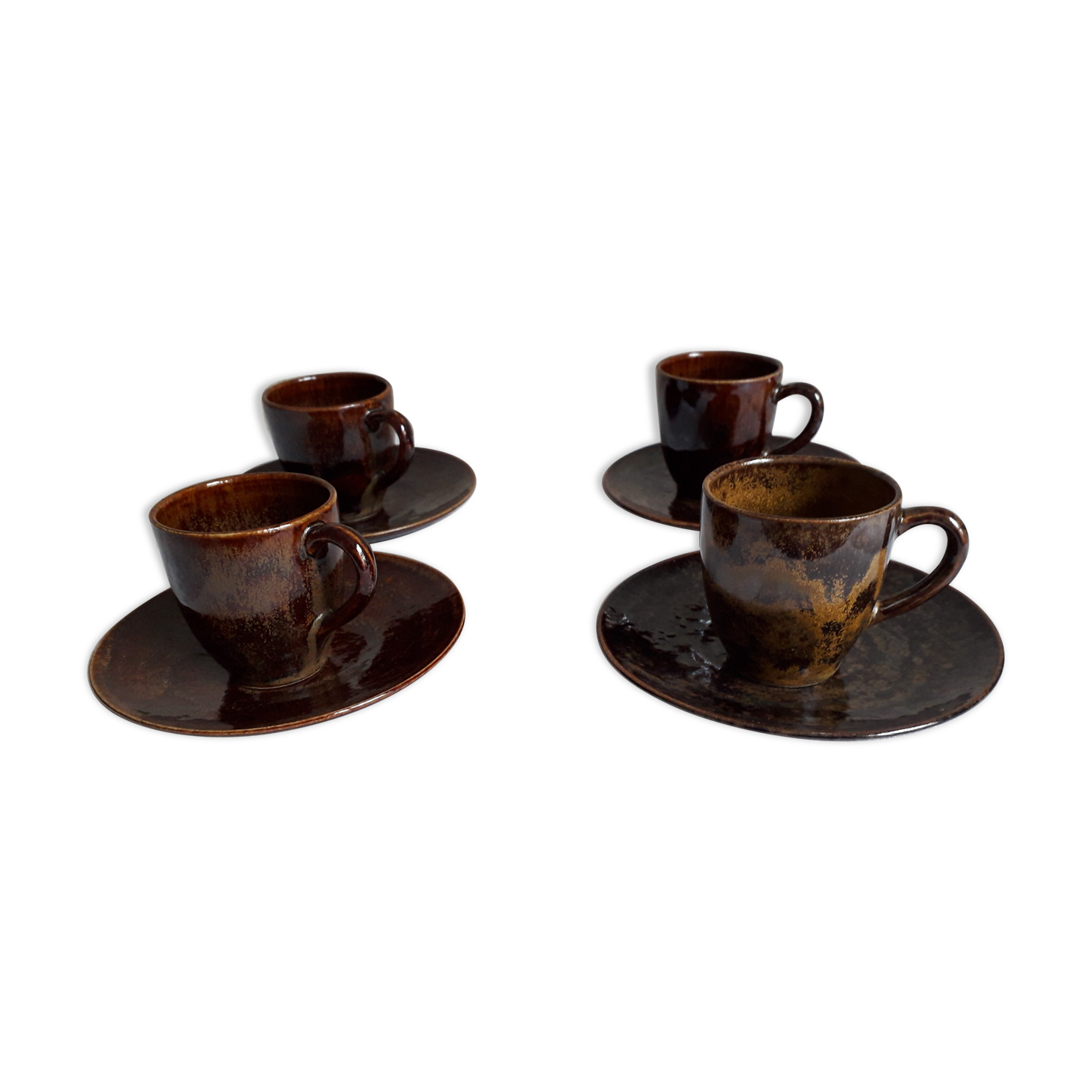 Beauvaisis Warluis 4 cup and sandstone sub-cup set