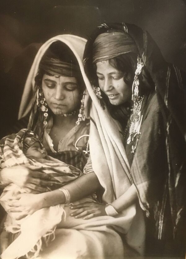 Photo encadrée ''La jeune mère'' (Maghreb)