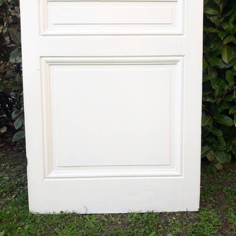 Communication door H219.5xL80cm, old panelled and moulded.
