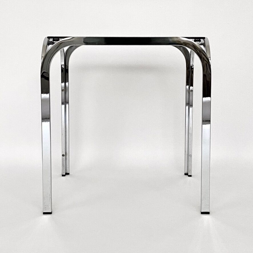 Vintage pull-out tables 70