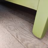 Green Parisian Buffet