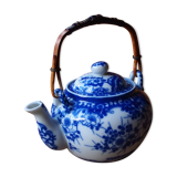 Japanese porcelain teapot from the 1950s