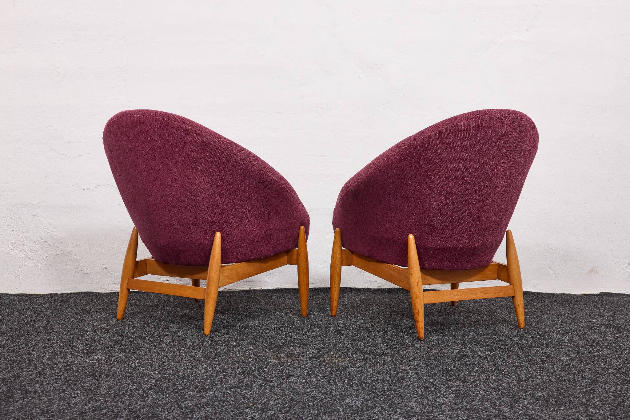 Lounge Chairs in Hand-Stitched Jacquard Upholstery by Sándor Palócz, 1968