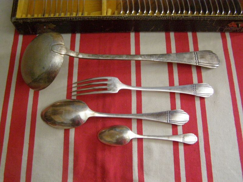 Argenterie " Bouillet Bourdelle" 36 couverts métal argenté Selency