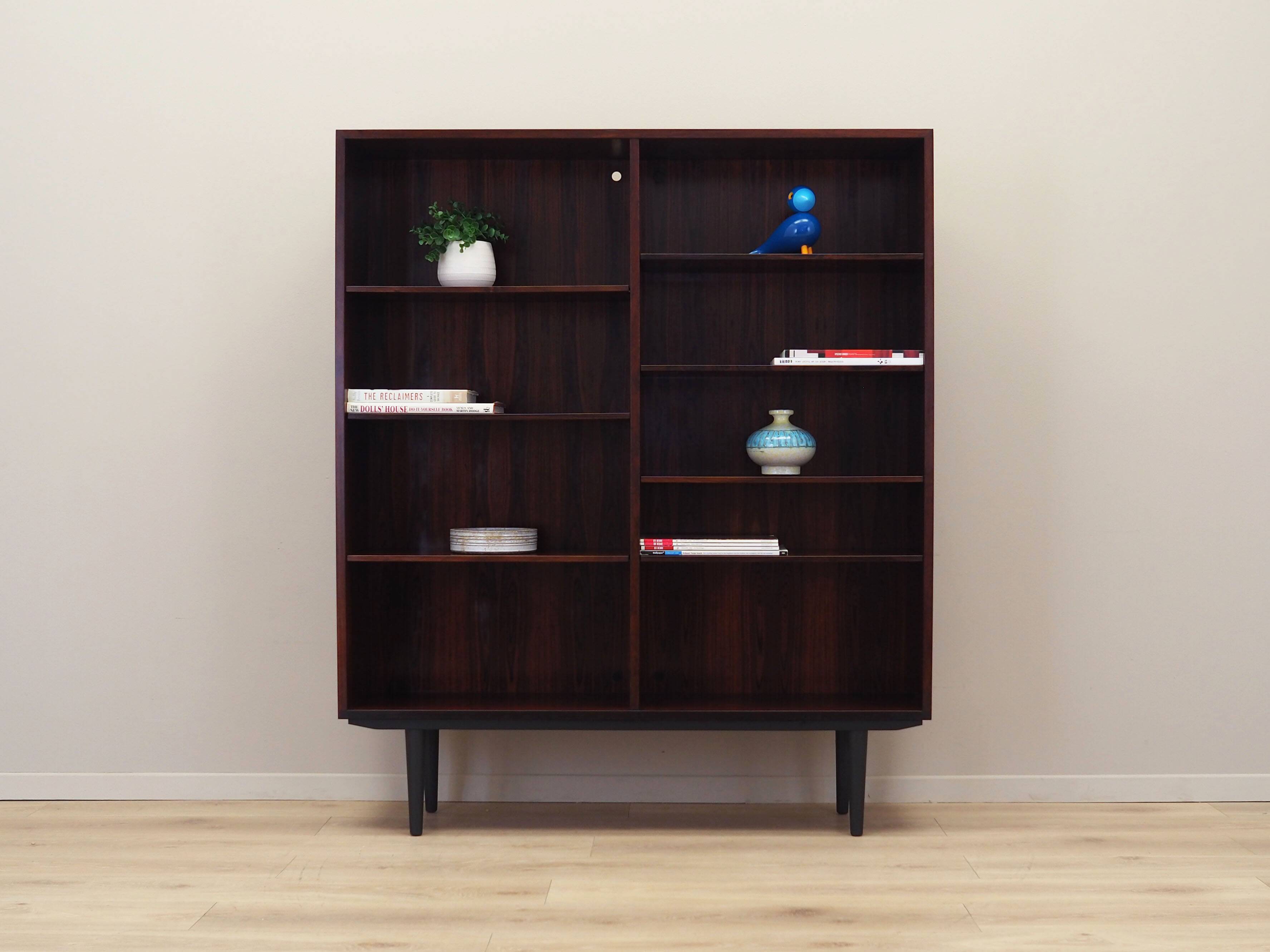 Bibliothèque en palissandre, design danois, années 1970, production : Danemark