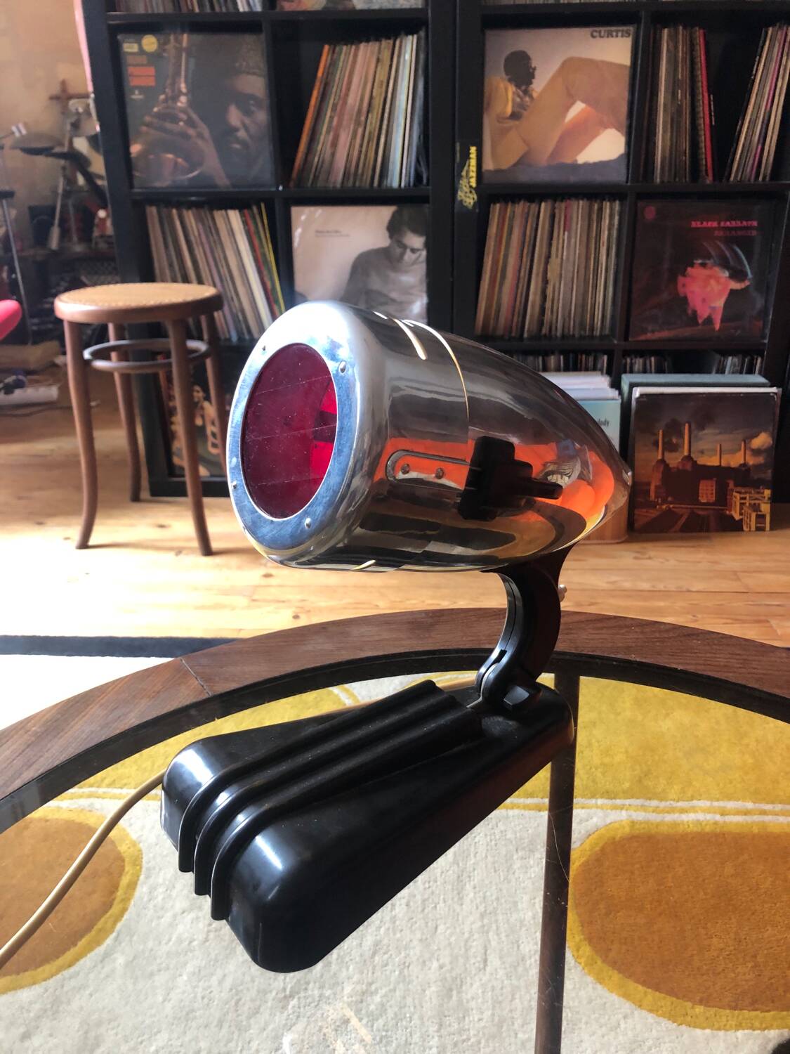 Pair of Hanau lamps, streamline design