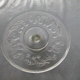 Flat stand with pies and glass cakes