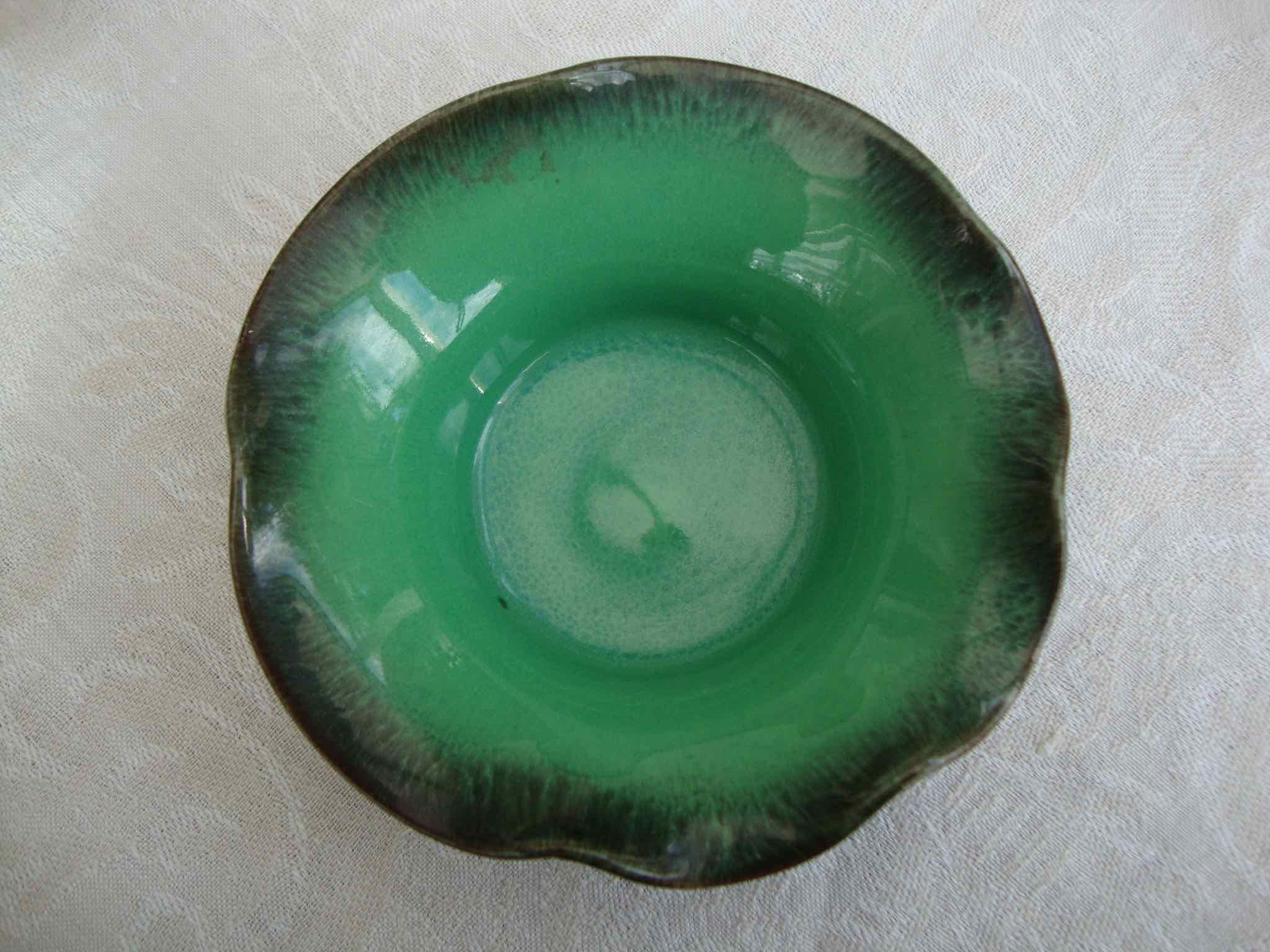 2 old ceramic cups