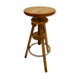 Workshop adjustable stool