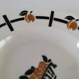 Dish decorated with apricot basket, Badonviller earthenware factory
