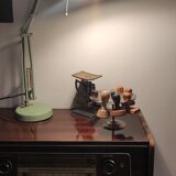 Desk lamp