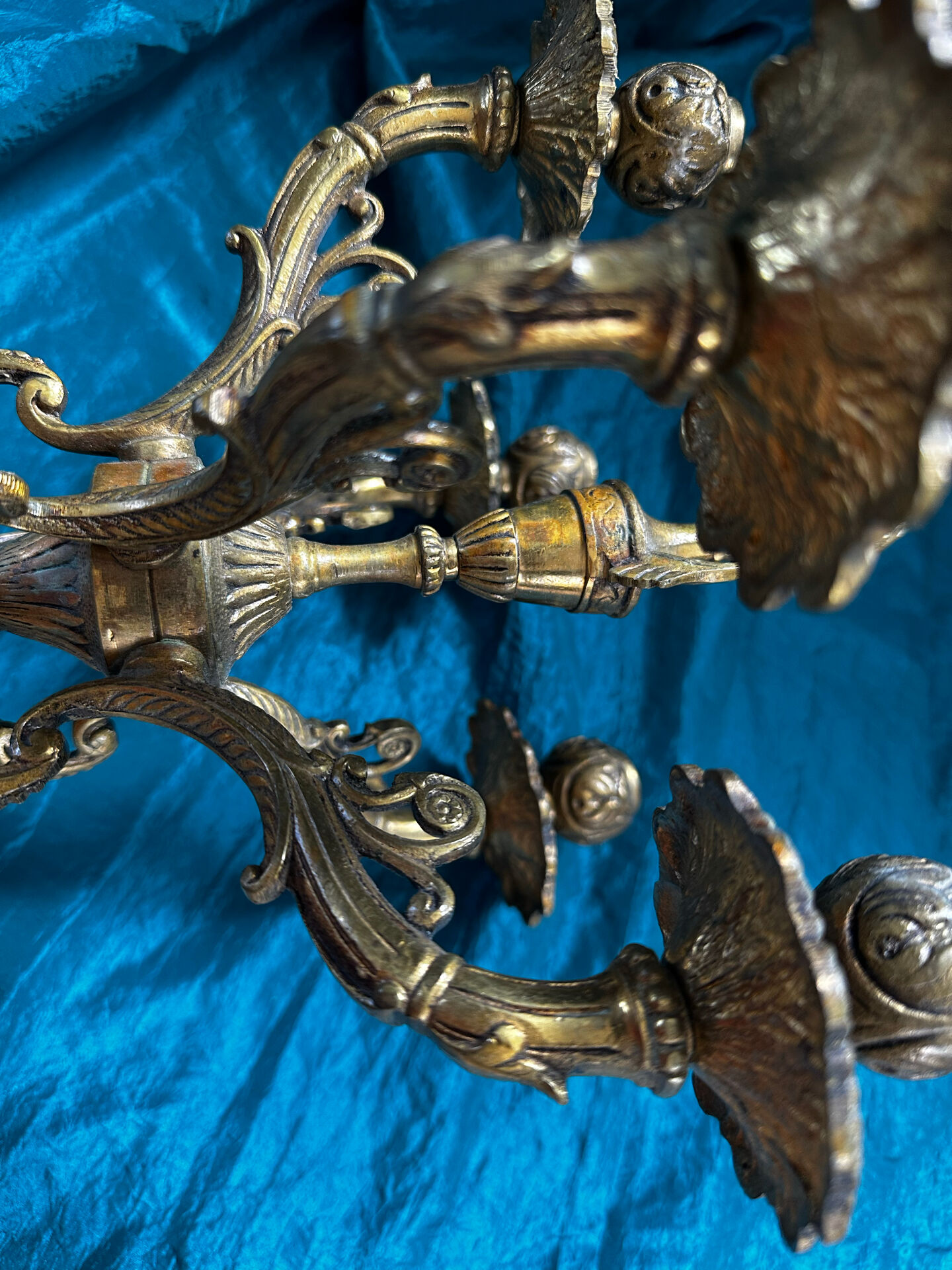 Superb rococo candelabrum. Louis XV, 5 lights. Electrified.
