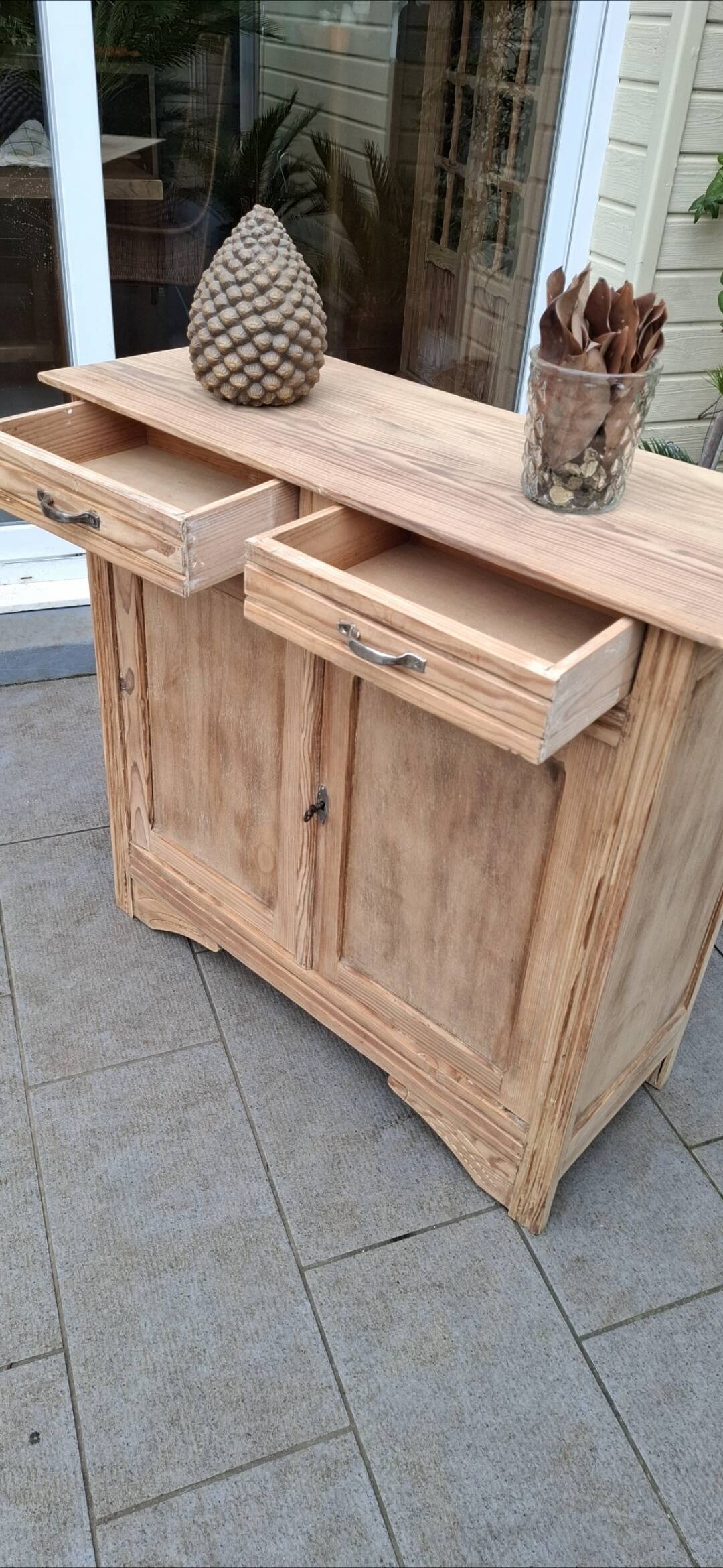 Renovated Parisian buffet